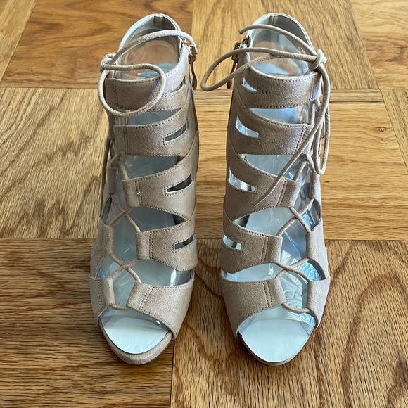 Shoemint pink suede lace up heels - Picture 2 of 7